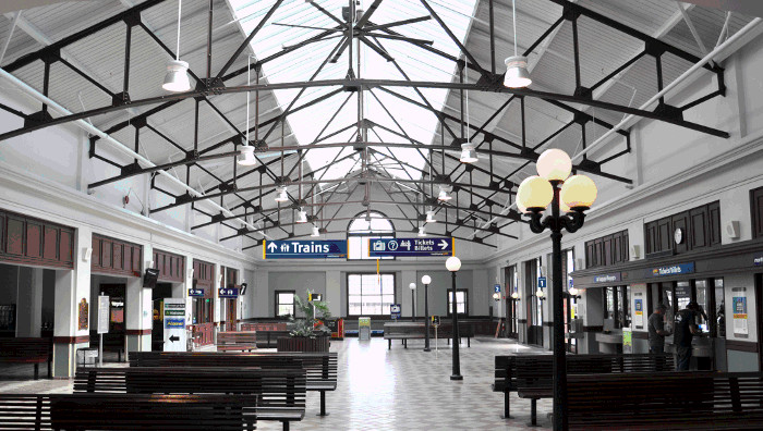 Photograph of Halifax main concourse after modernization